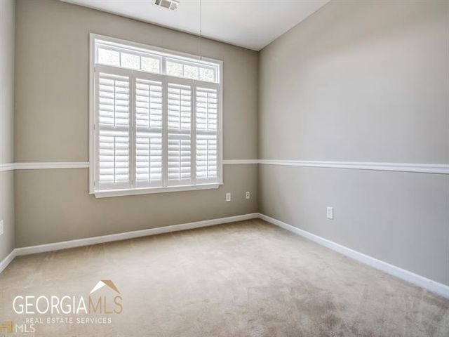 54 Medallion Park Park, Newnan, GA 30265