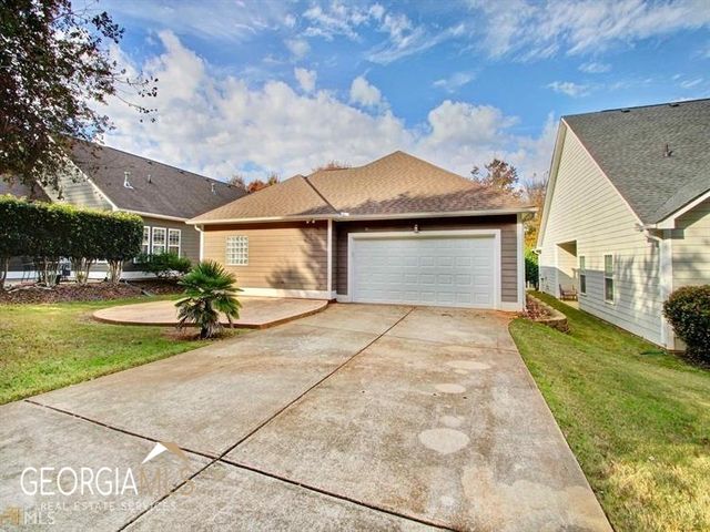 54 Medallion Park Park, Newnan, GA 30265