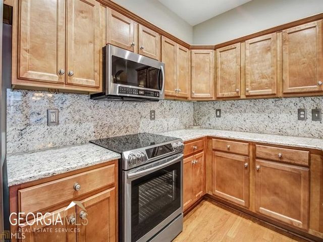 54 Medallion Park Park, Newnan, GA 30265