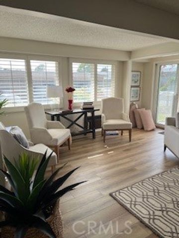 1860 St. John Rd., M15-32C, Seal Beach, CA 90740