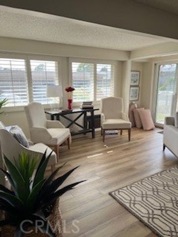 1860 St. John Rd., M15-32C, Seal Beach, CA 90740