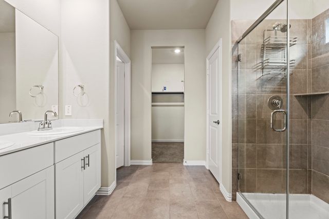 2275 Cliff Springs Drive, Forney, TX 75126