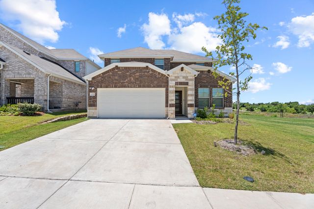 2275 Cliff Springs Drive, Forney, TX 75126