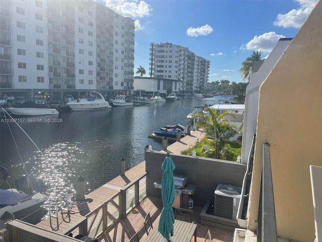 3720 NE 167th St 39, North Miami Beach, FL 33160