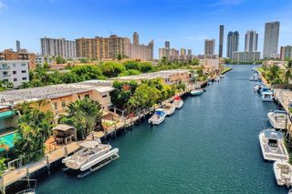 3720 NE 167th St 39, North Miami Beach, FL 33160