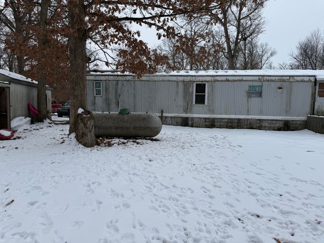 4290 Winesap Lane, Wheatfield, IN 46392