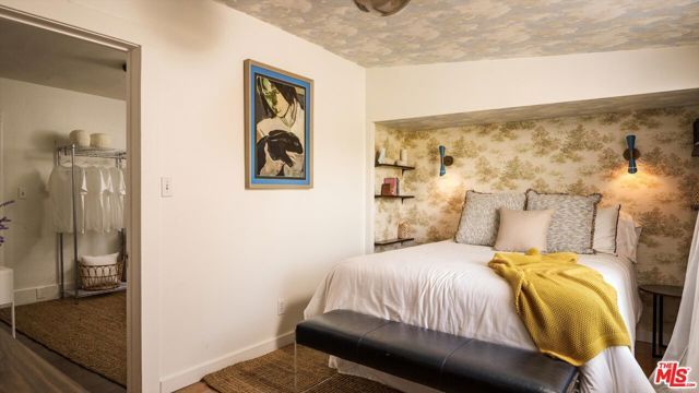 1741 Kent Street, Los Angeles, CA 90026