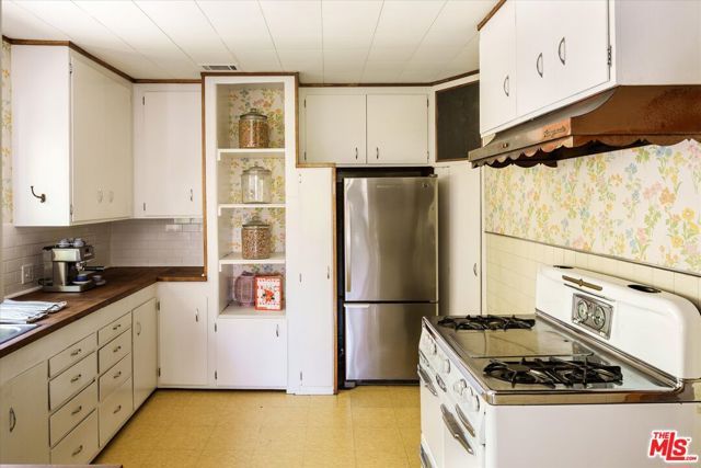 1741 Kent Street, Los Angeles, CA 90026