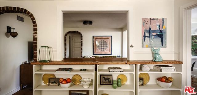 1741 Kent Street, Los Angeles, CA 90026