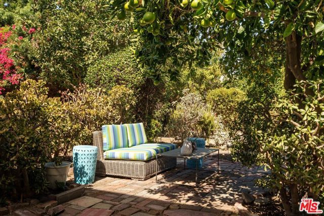 1741 Kent Street, Los Angeles, CA 90026