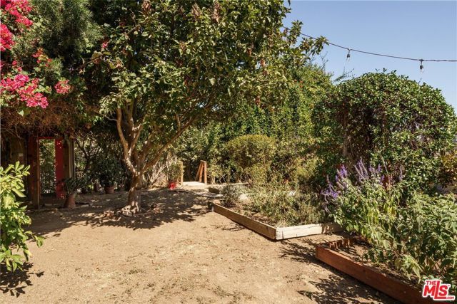 1741 Kent Street, Los Angeles, CA 90026