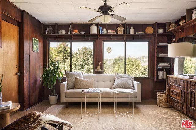 1741 Kent Street, Los Angeles, CA 90026