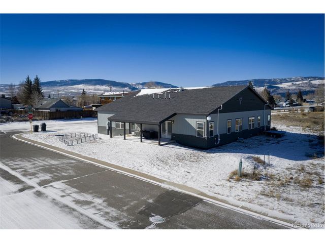 925 Jackson Ave, Kremmling, CO 80459
