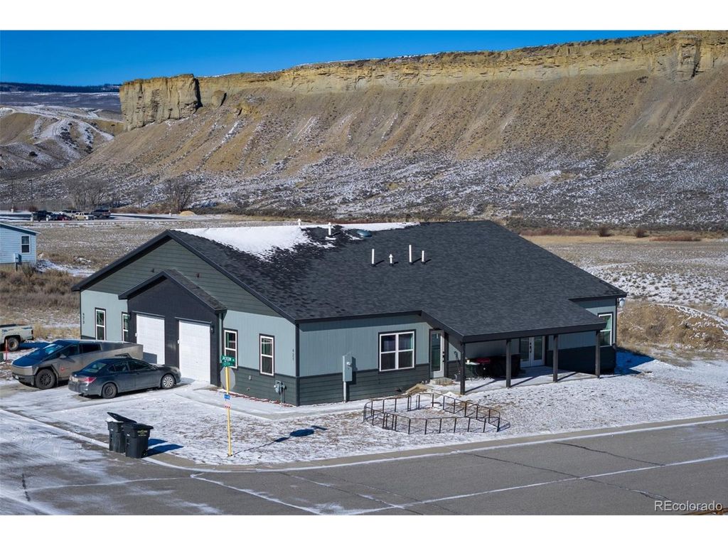 925 Jackson Ave, Kremmling, CO 80459