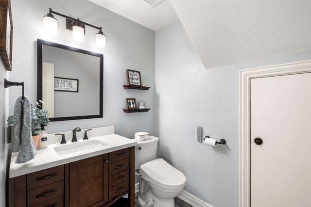8 Park Place, Mansfield, TX 76063