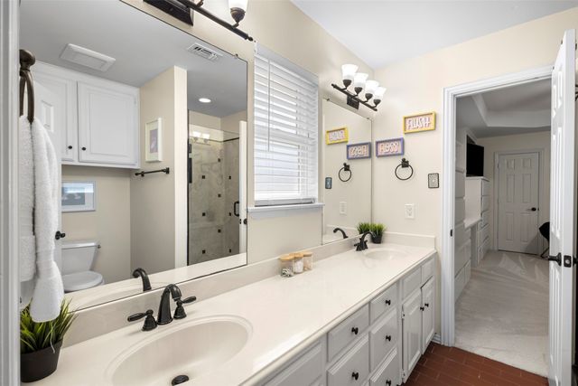 8 Park Place, Mansfield, TX 76063