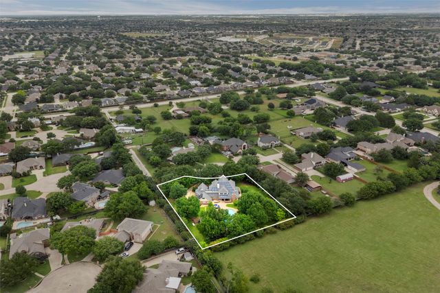 8 Park Place, Mansfield, TX 76063