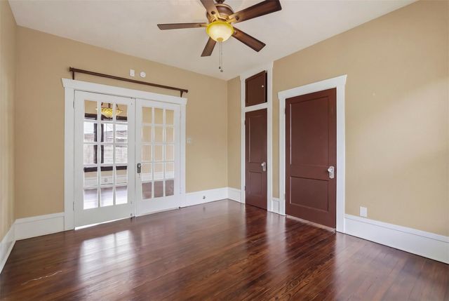 1211 Bingham Street, Houston, TX 77007