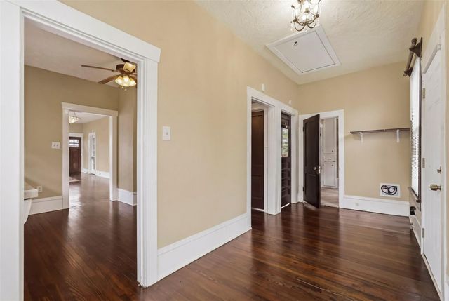 1211 Bingham Street, Houston, TX 77007