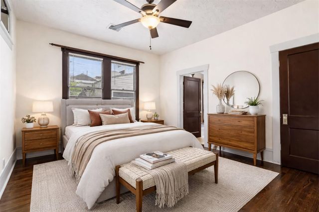 1211 Bingham Street, Houston, TX 77007