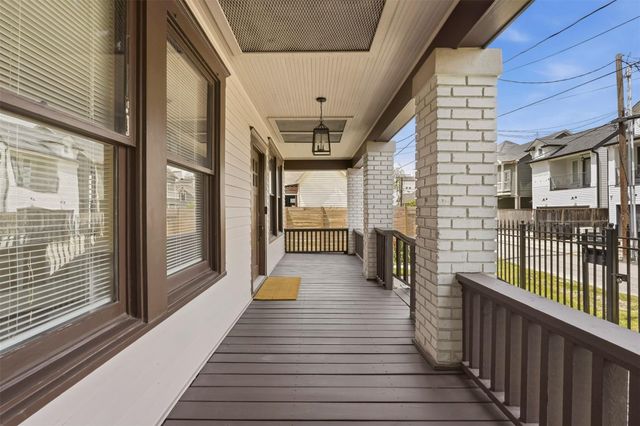 1211 Bingham Street, Houston, TX 77007