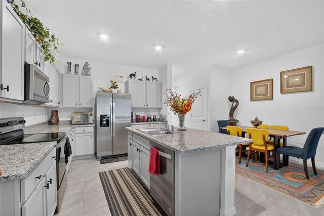 331 MANGROVE SHADE CIRCLE, Apollo Beach, FL 33572