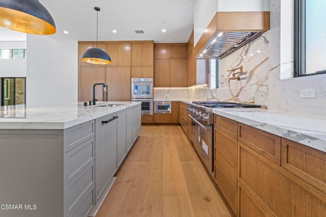 532 Corte Corrida, Camarillo, CA 93010