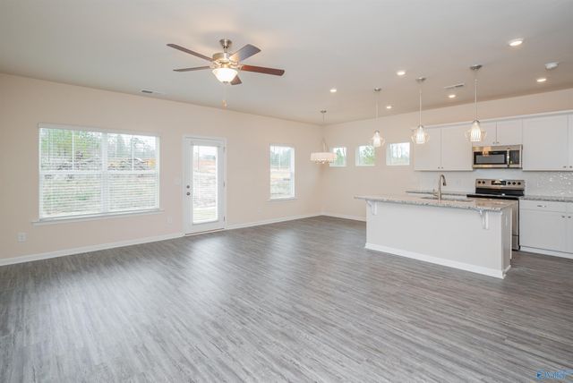 25675 Finchley Drive, Athens, AL 35613