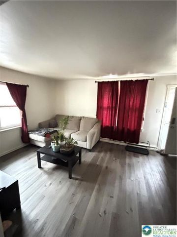 4731 Vera Cruz Road 6, Emmaus Boro, PA 18049