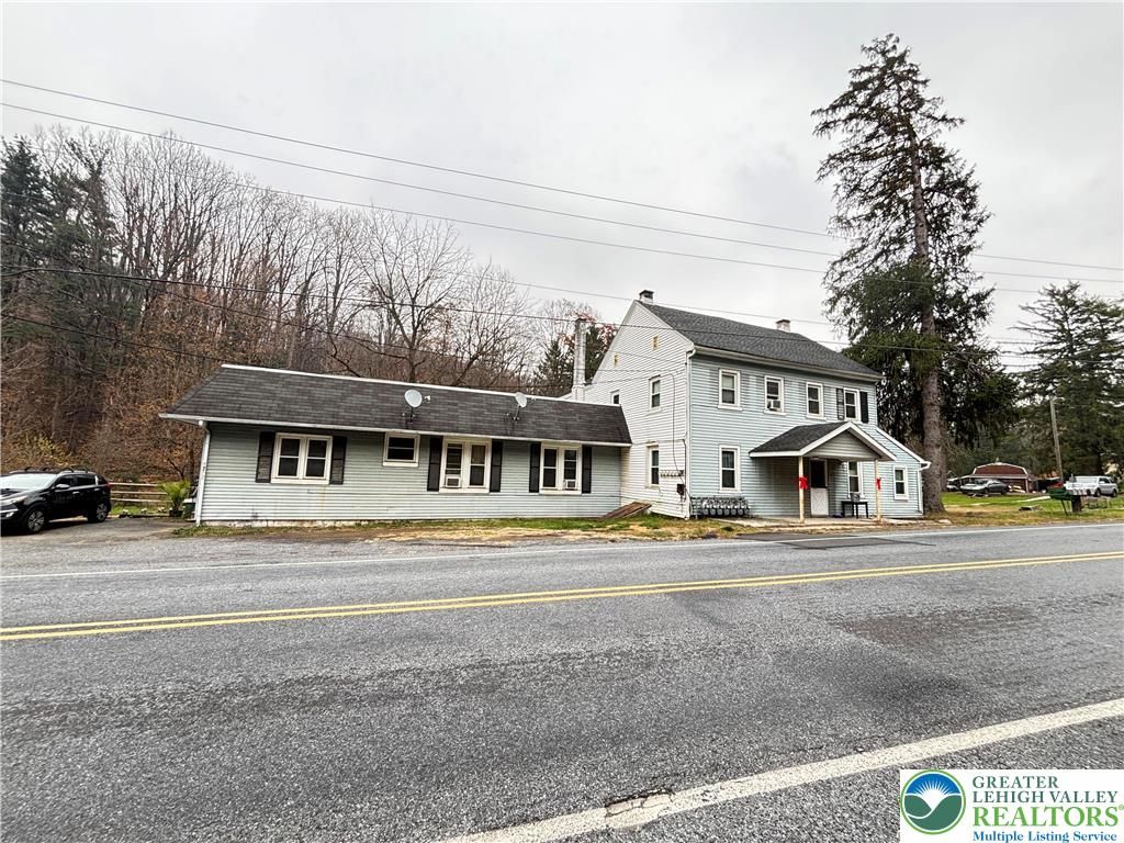 4731 Vera Cruz Road 6, Emmaus Boro, PA 18049