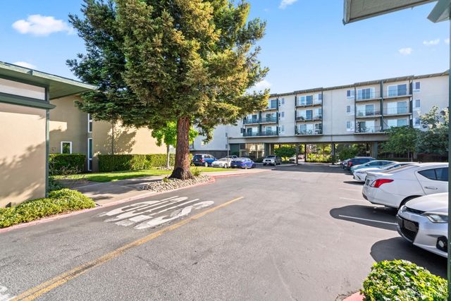 816 North Delaware Street 409, San Mateo, CA 94401