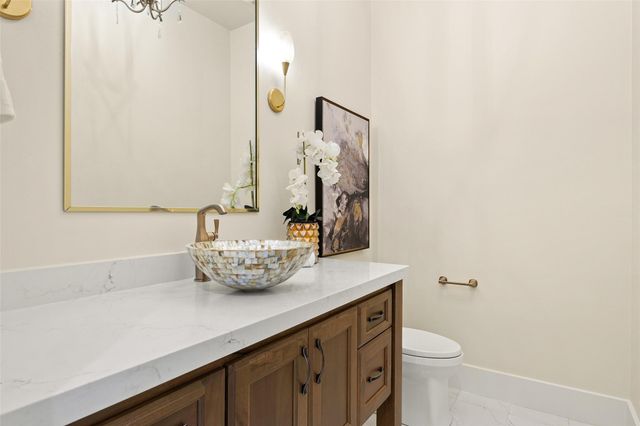 2401 Sailboat PASS, Spicewood, TX 78669