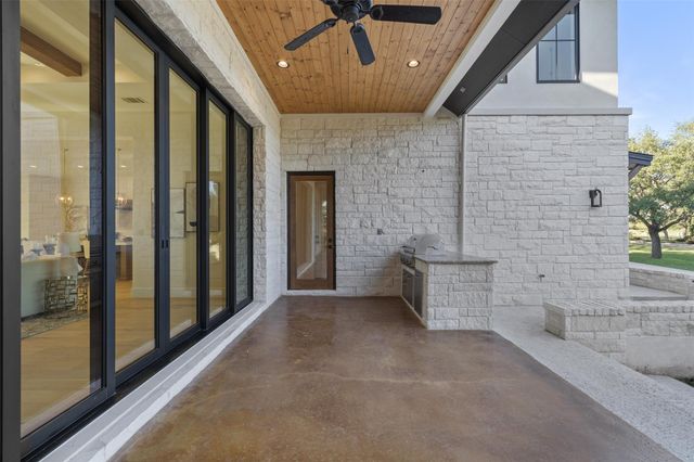 2401 Sailboat PASS, Spicewood, TX 78669