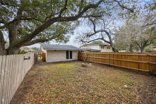 11102 Birdwood, Corpus Christi, TX 78410