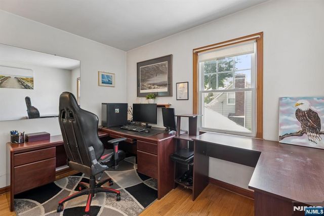 17 Orange Place, Wayne, NJ 07470