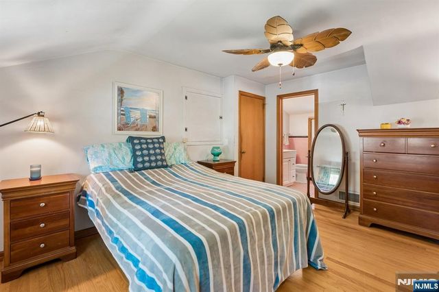 17 Orange Place, Wayne, NJ 07470