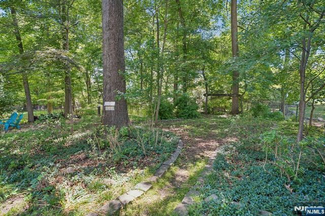17 Orange Place, Wayne, NJ 07470