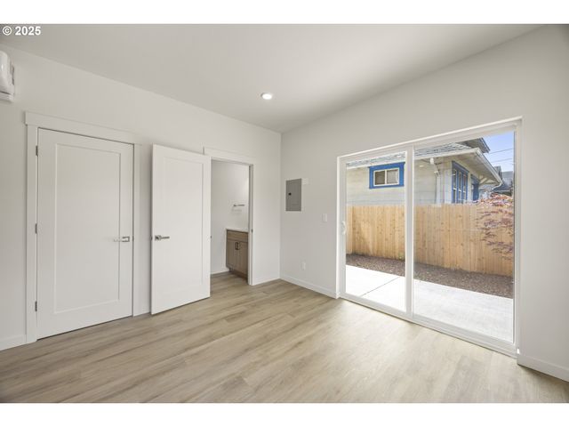 5860 N MISSOURI Ave, Portland, OR 97217