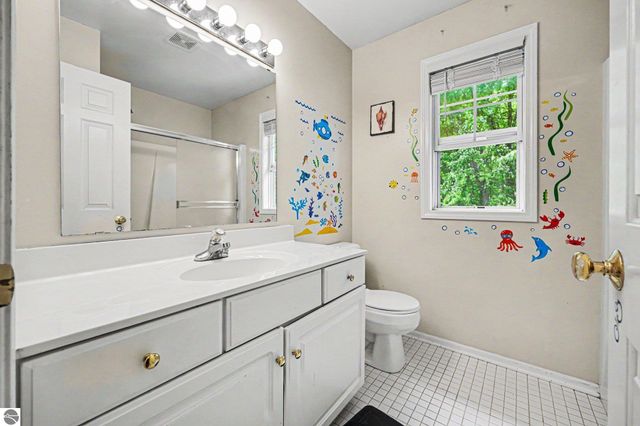6444 Los Altos Drive NE, Rockford, MI 49341