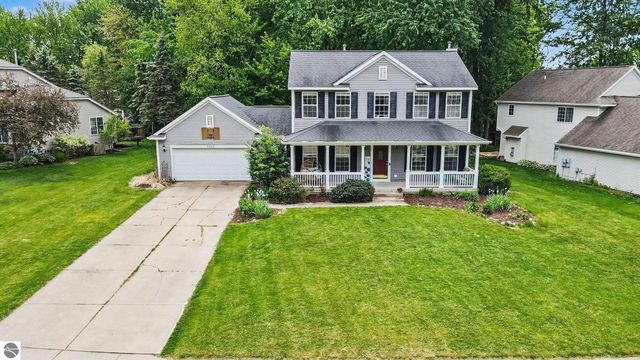 6444 Los Altos Drive NE, Rockford, MI 49341