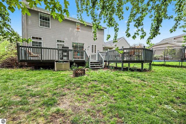 6444 Los Altos Drive NE, Rockford, MI 49341