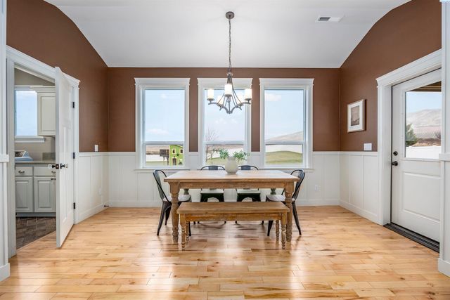 2112 Meritage Ave, Richland, WA 99352