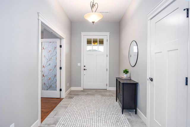 2112 Meritage Ave, Richland, WA 99352