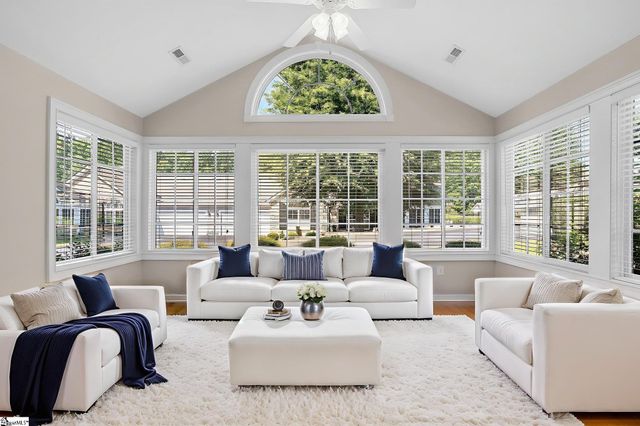 27 Fudora Circle, Simpsonville, SC 29681