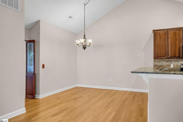 27 Fudora Circle, Simpsonville, SC 29681