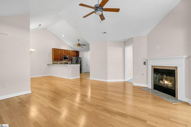 27 Fudora Circle, Simpsonville, SC 29681