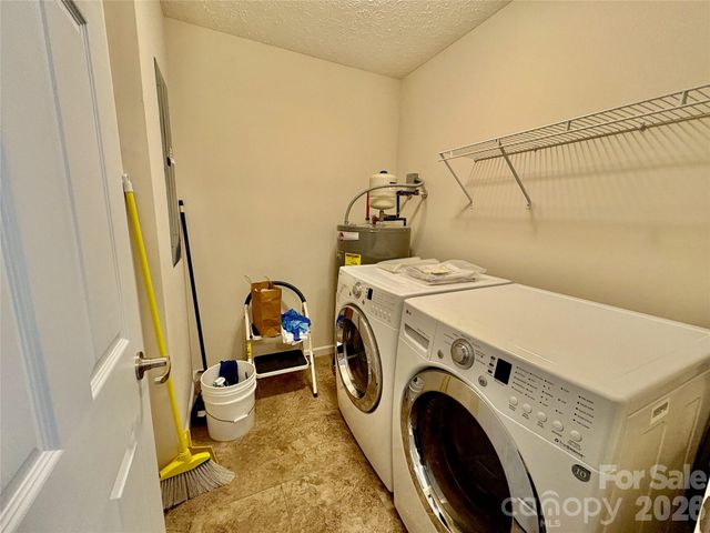 95 Newberry Drive, Fletcher, NC 28732