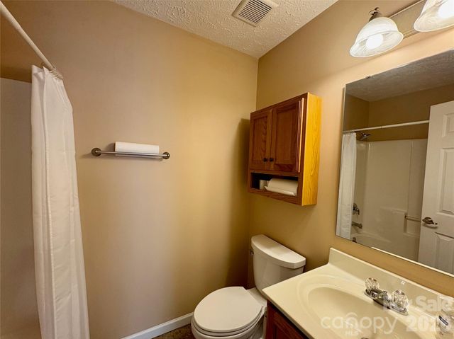 95 Newberry Drive, Fletcher, NC 28732