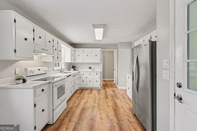 551 Rye House Court, Lawrenceville, GA 30044