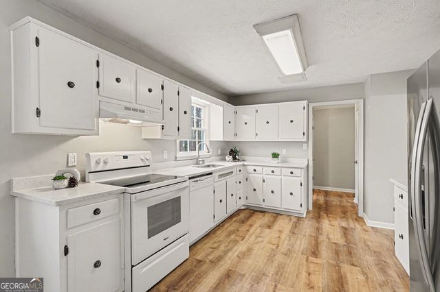 551 Rye House Court, Lawrenceville, GA 30044